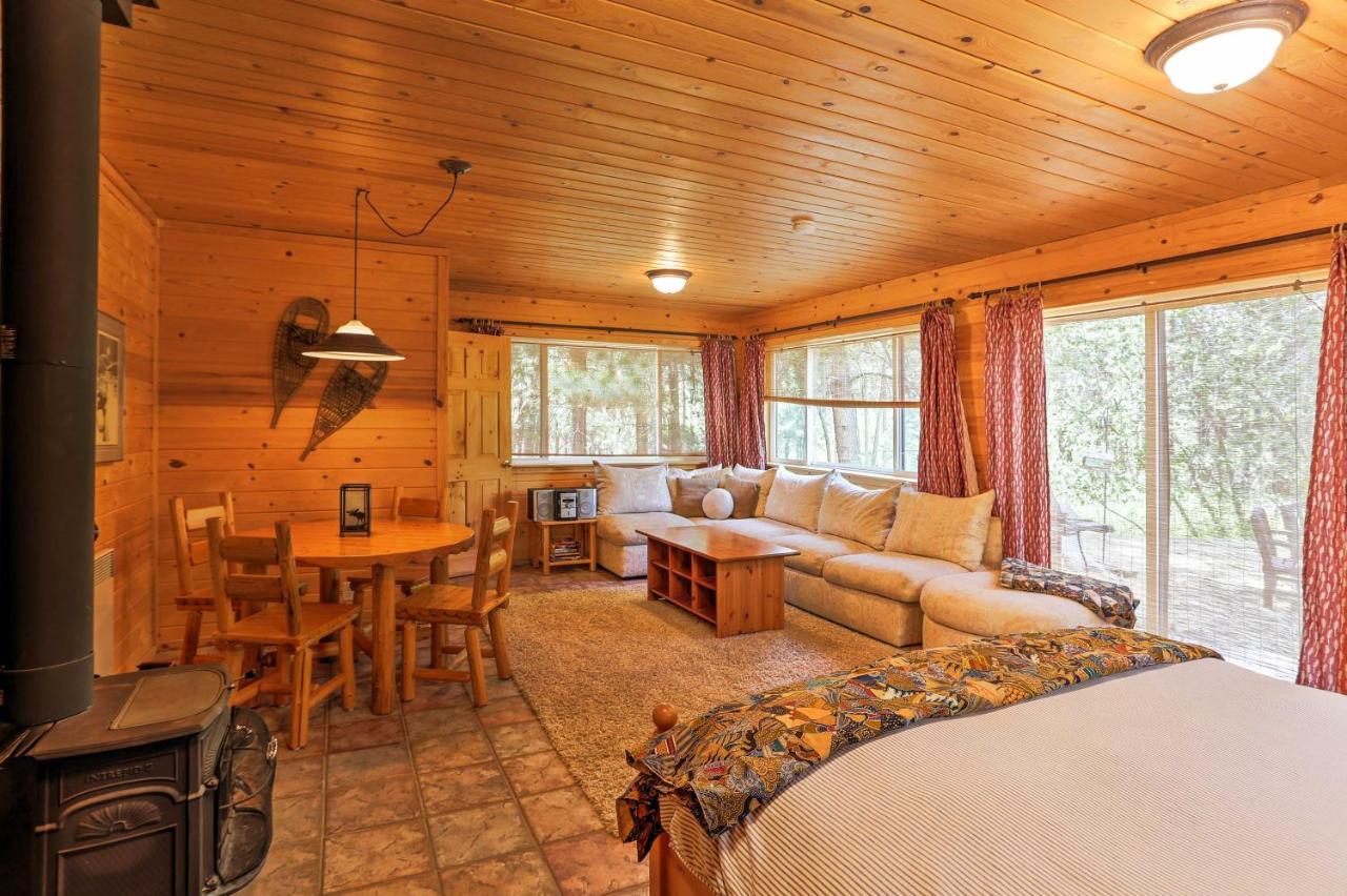 Romantic Riverfront Cottage - 1 Mile To Winthrop! Exterior foto